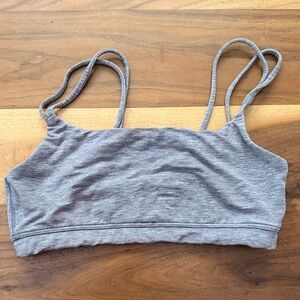 GapFit grey sports bra